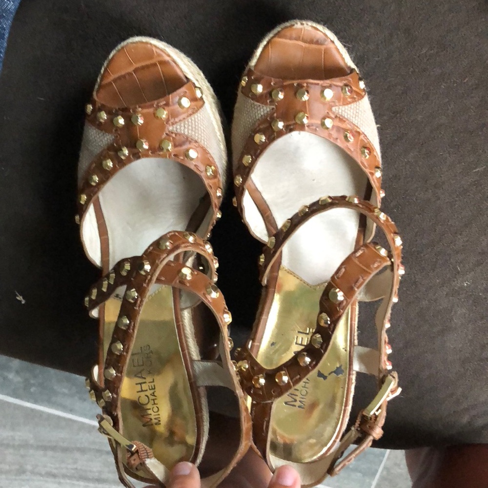 Micheal Kors wedges